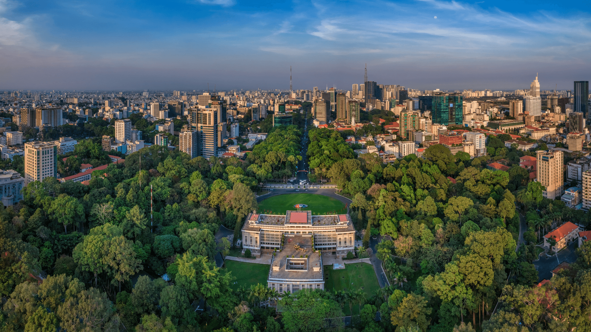 Iconic Saigon – Must-See of the City